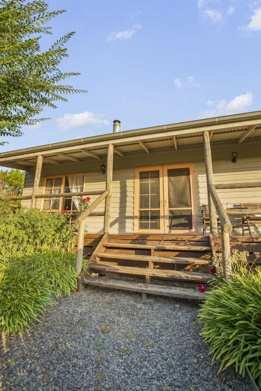 StayAU Sunset Cottage 2BR Farm Retreat