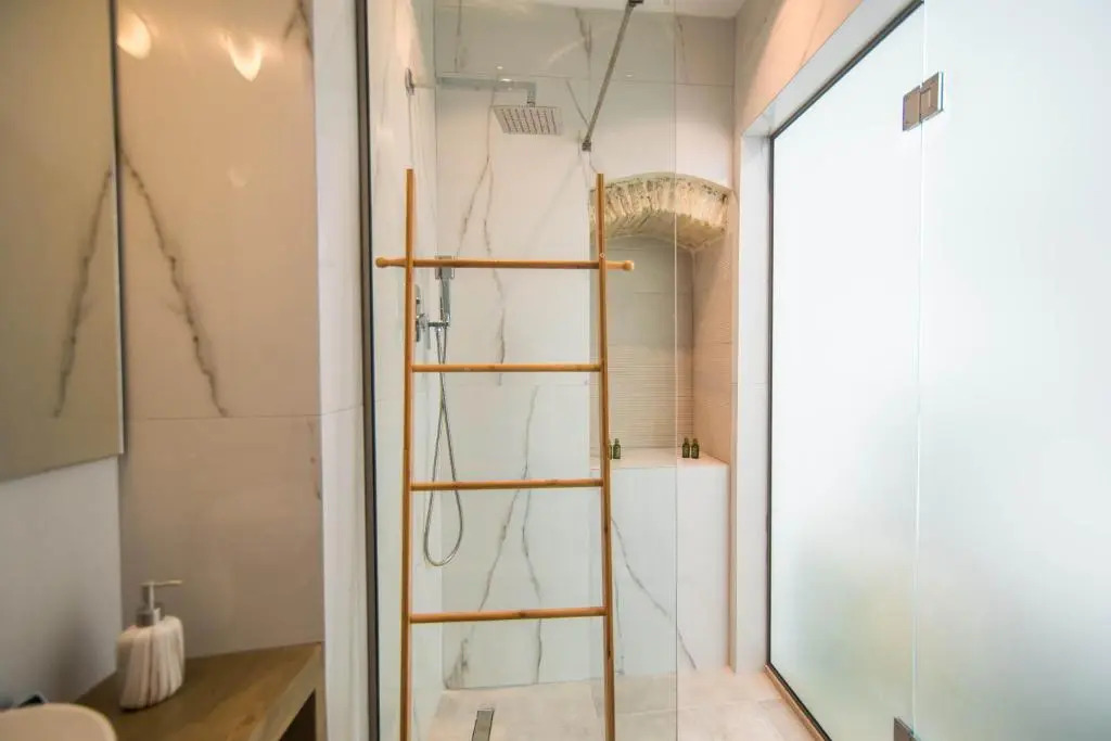 Curcumelli Luxury Suites - ΠΟΡΤΟΝΙ 2