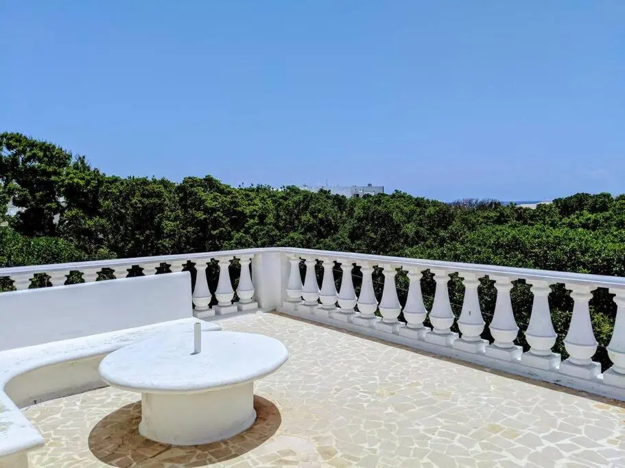 18br up to 50guest Castillos Playacar walk to Beach and 5th Ave 1000Mbps
