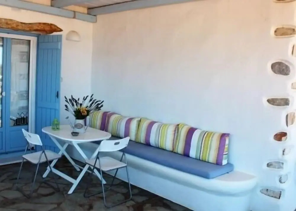 Nakos Homes