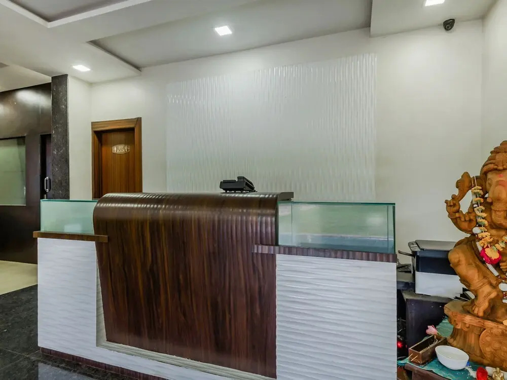 OYO 22349 Hotel Rainbow Inn