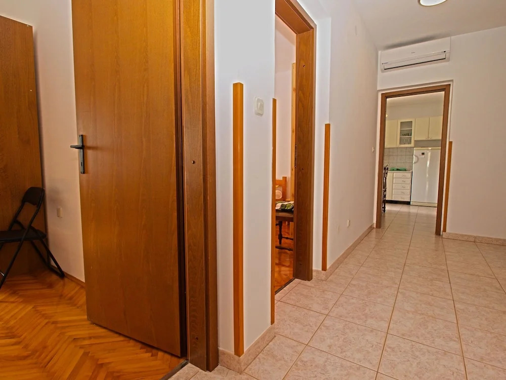 Apartment 39