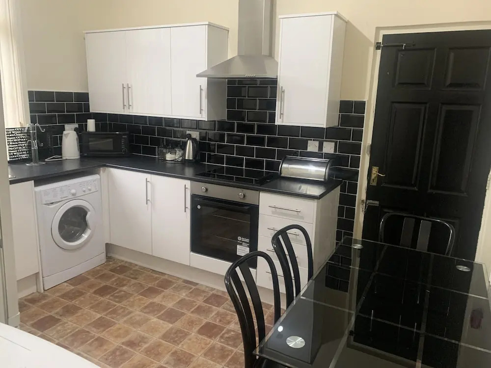 6 Bedroom Chorlton Townhouse