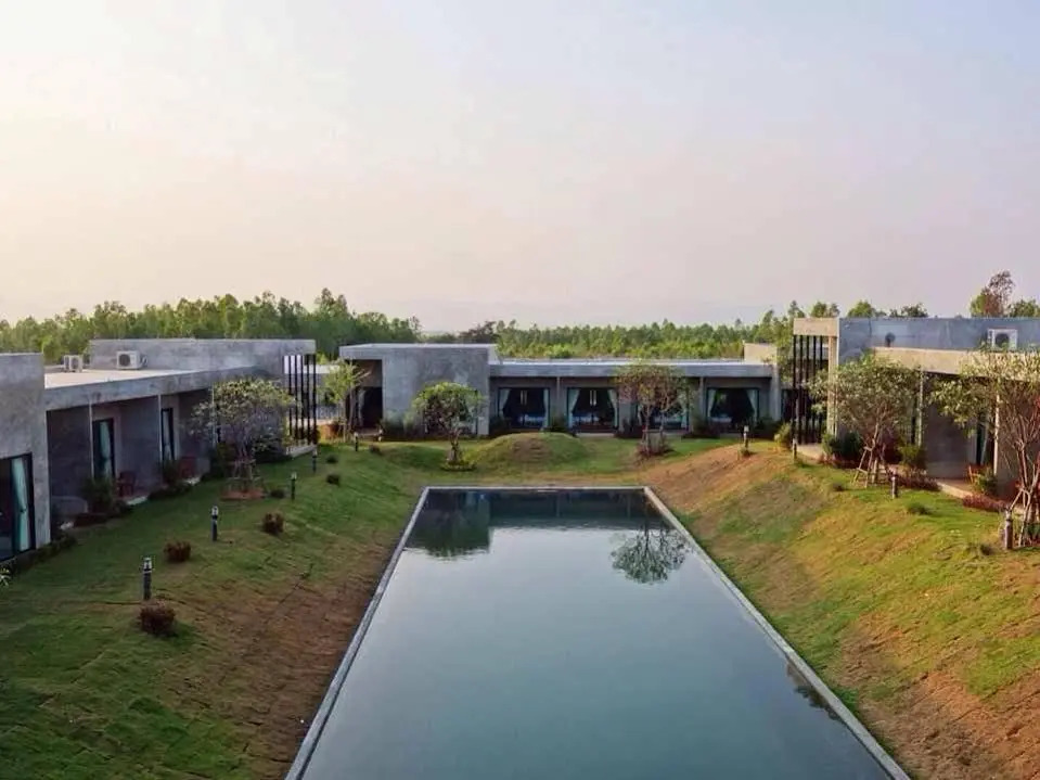 Molloft Resort