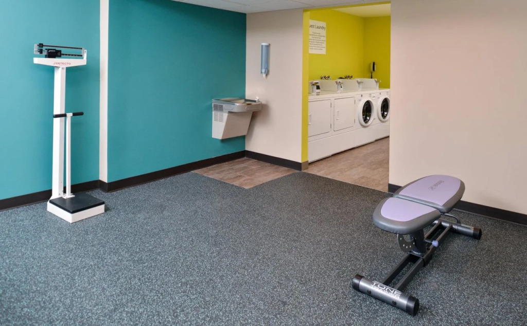 Red Roof Inn PLUS & Suites Tampa - Busch Gardens