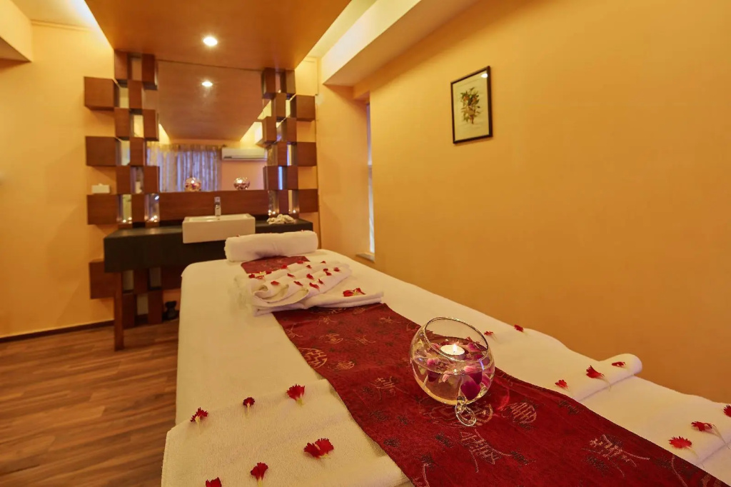 Royal Orchid Beach Resort & Spa, Goa