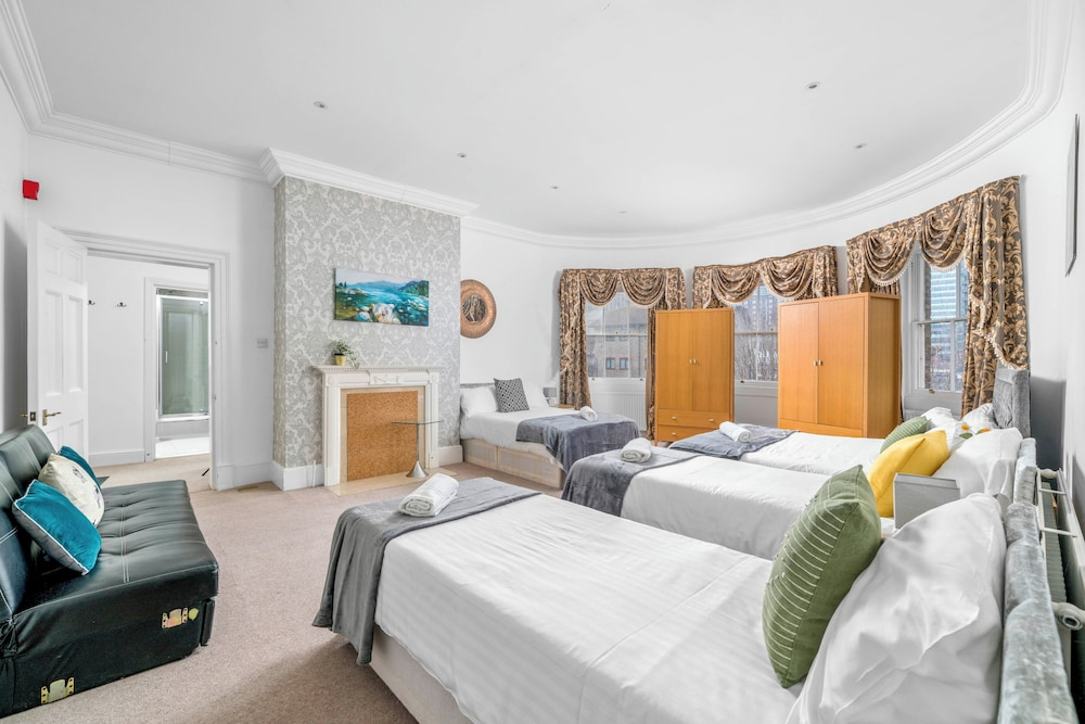 Skyvillion Canary Wharf Serenity