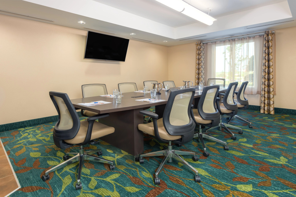 Candlewood Suites Saint Joseph