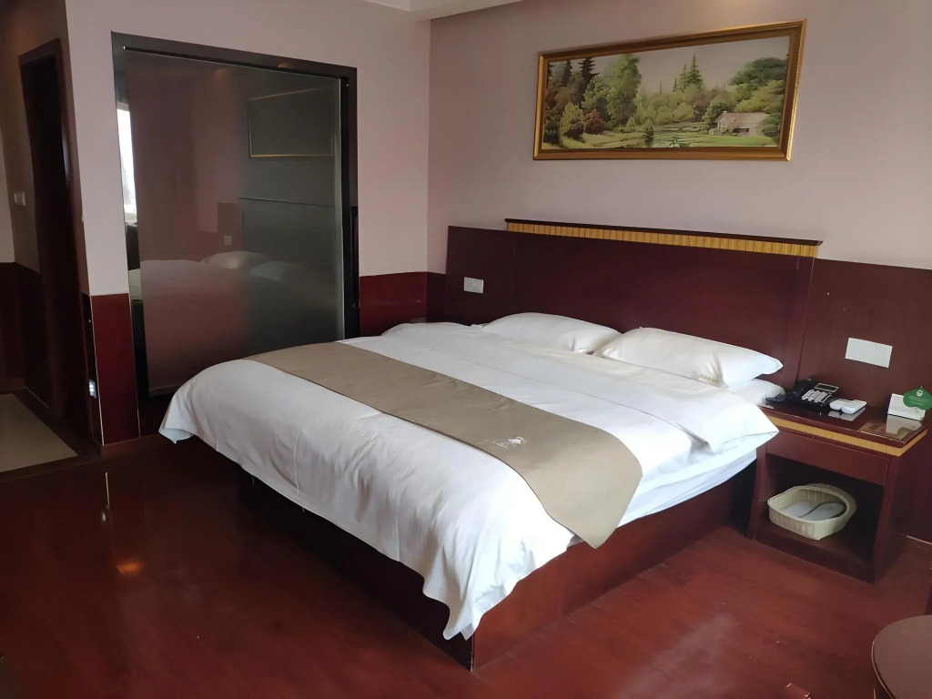 GreenTree Inn Shanghai Fengxian Xidu Business Hotel