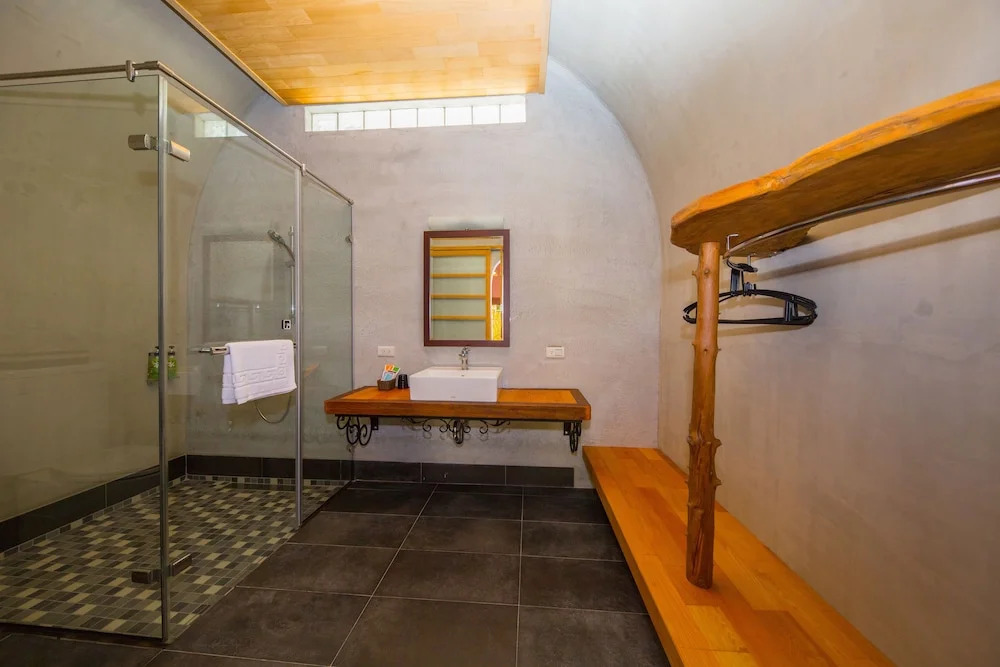 Caves B&B
