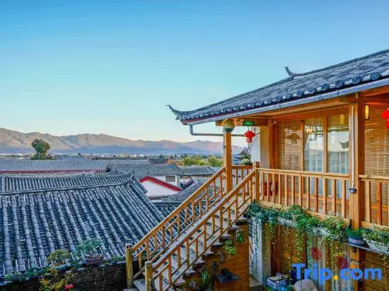 Floral Hotel · Dream Lijiang Inn Lijiang