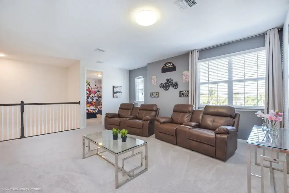 7 BD 5 BH Villa Game, Pool and Spa