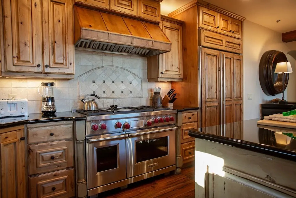 Grand Lodge - Penthouse #406 - Ski-in/out 5 Bedroom Condo