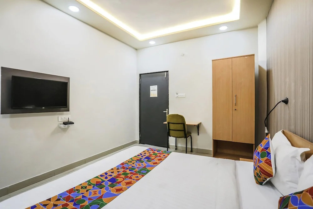 Fabhotel Convivial Sky