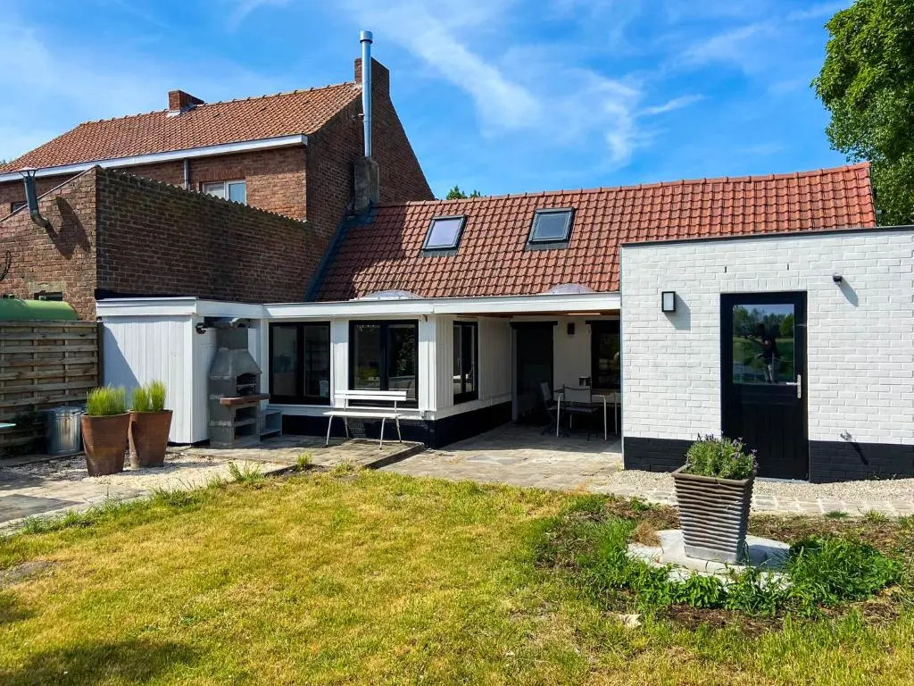 Modern country house near Belgian coast and Plopsaland