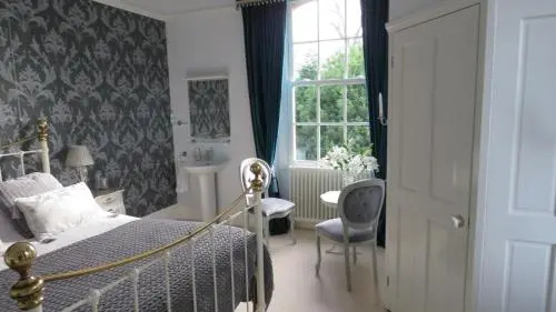Hollybank Bed and Breakfast