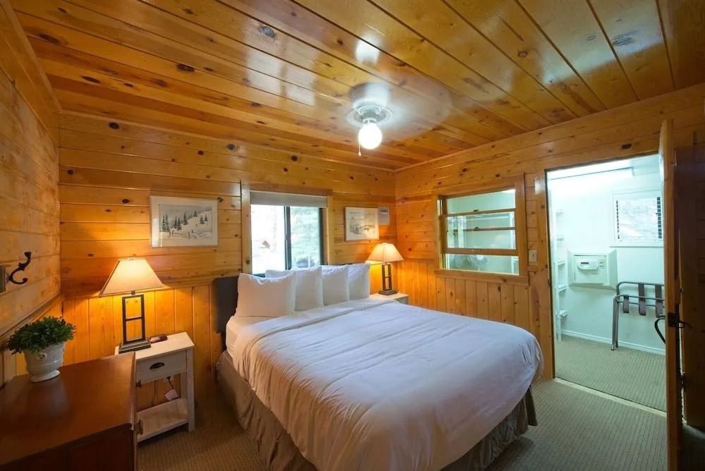 Private Mountain Casita Cabin