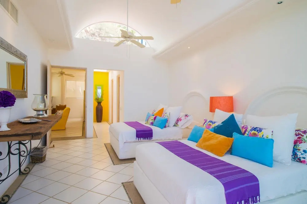 Amazing Ocean View From 6 Bedroom Pedregal Home: Villa Cerca del Cielo