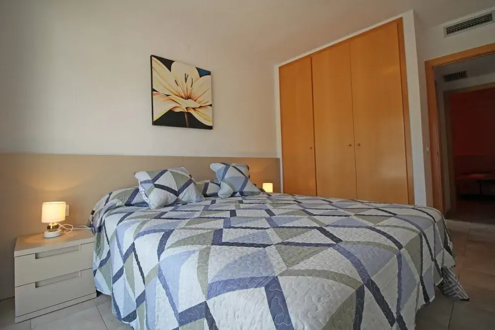 Modern Family Apartment Near Beach