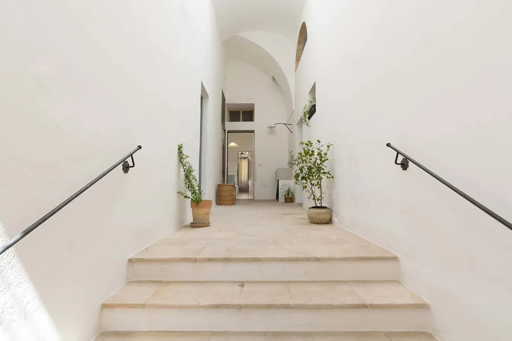 2082 Casa Gegè