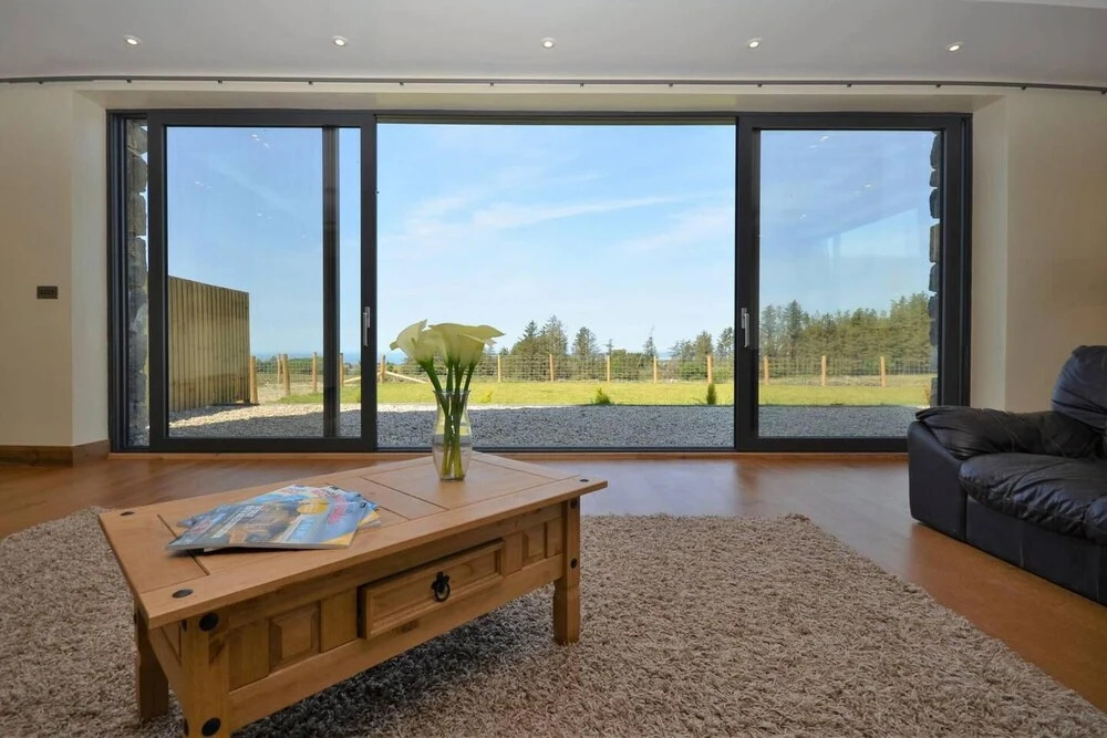 Immaculate 5-bed House Located in Caernarfon