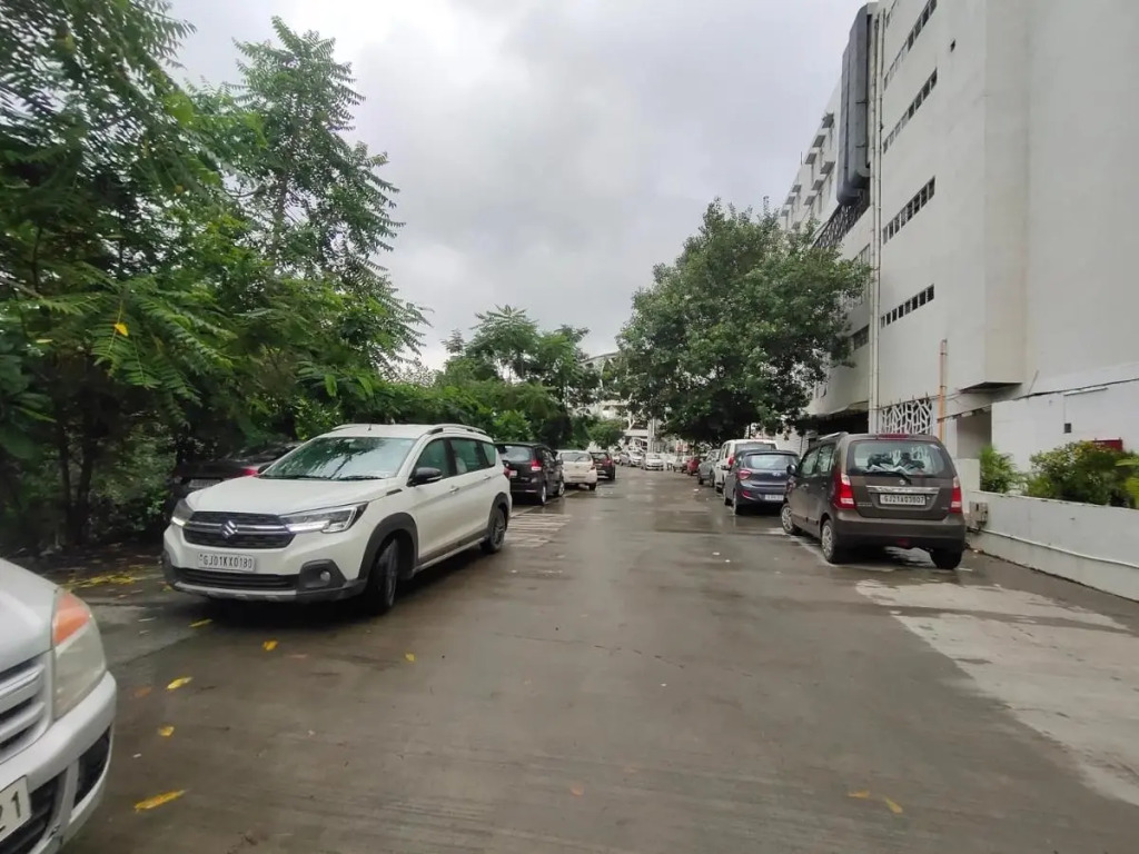 Regenta Inn Vadodara, 500m from Railway Station