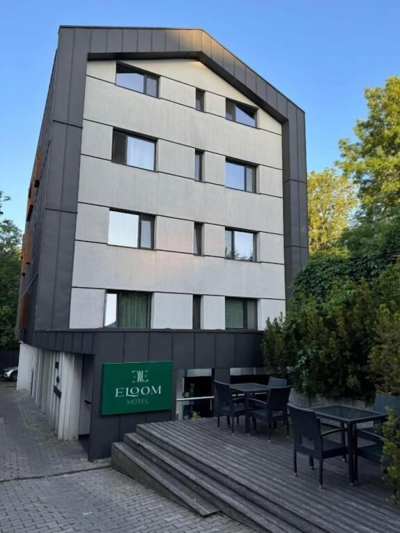 Eloom Hotel