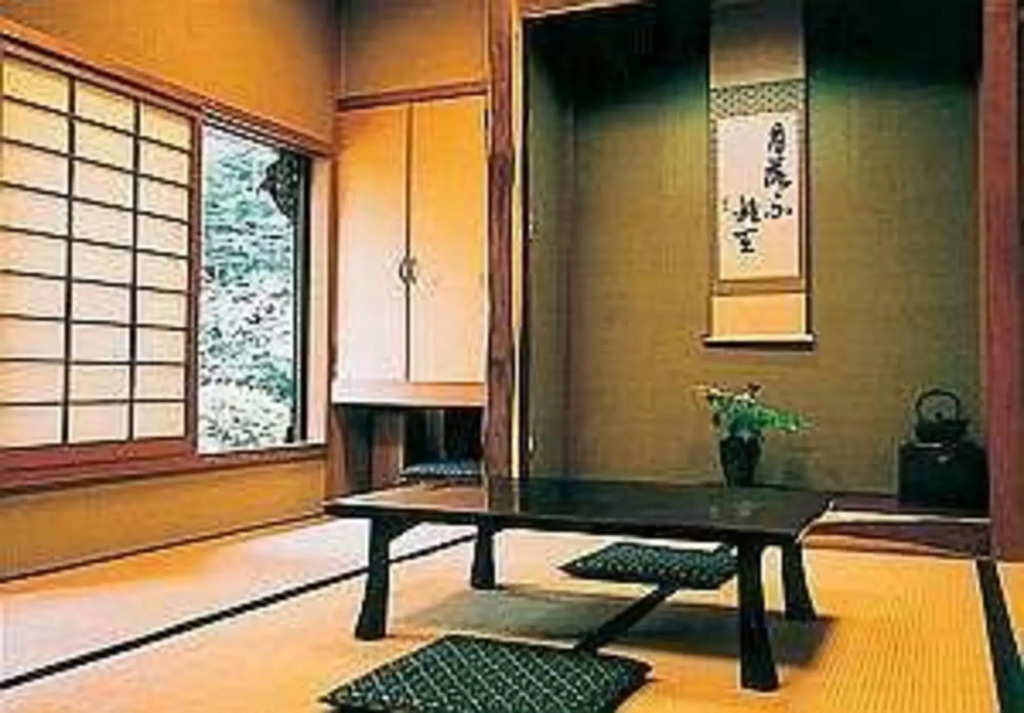 Oshino Kogen Hotel