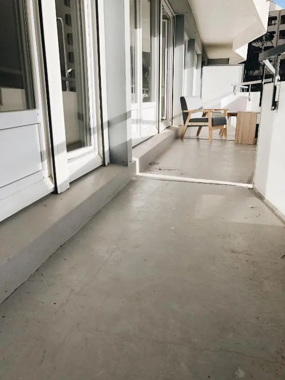 "Envie Lyonnaise" Location - 10 personnes - Terrasse - WIFI Fibre optique