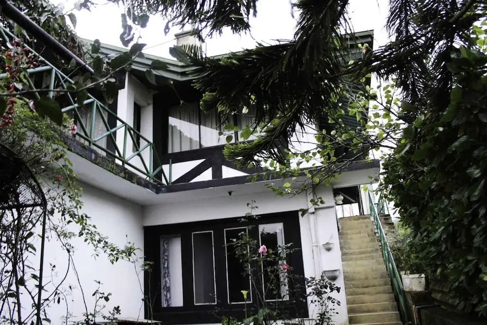 Yoho Skyshine Bungalow
