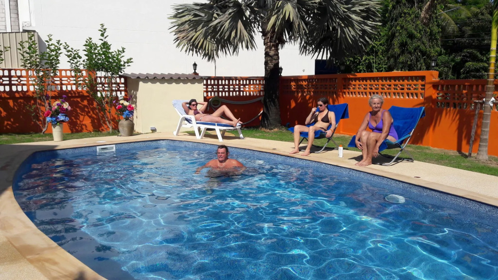 Studio Deluxe Avec Services Hôteliers - Adults Only