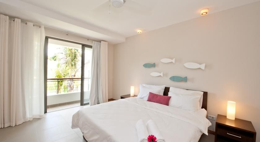La Residence Luxury Beach Apartments by BARNES