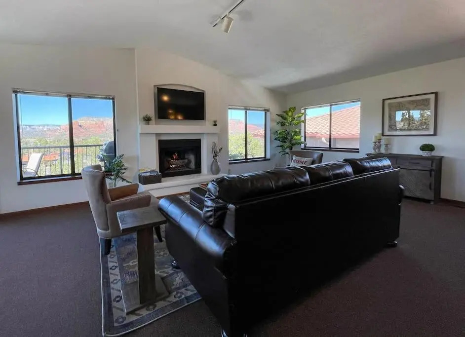 Awe-Inspiring Red Rock Views!!