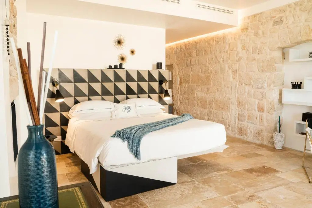 Antico Mondo Rooms & Suites