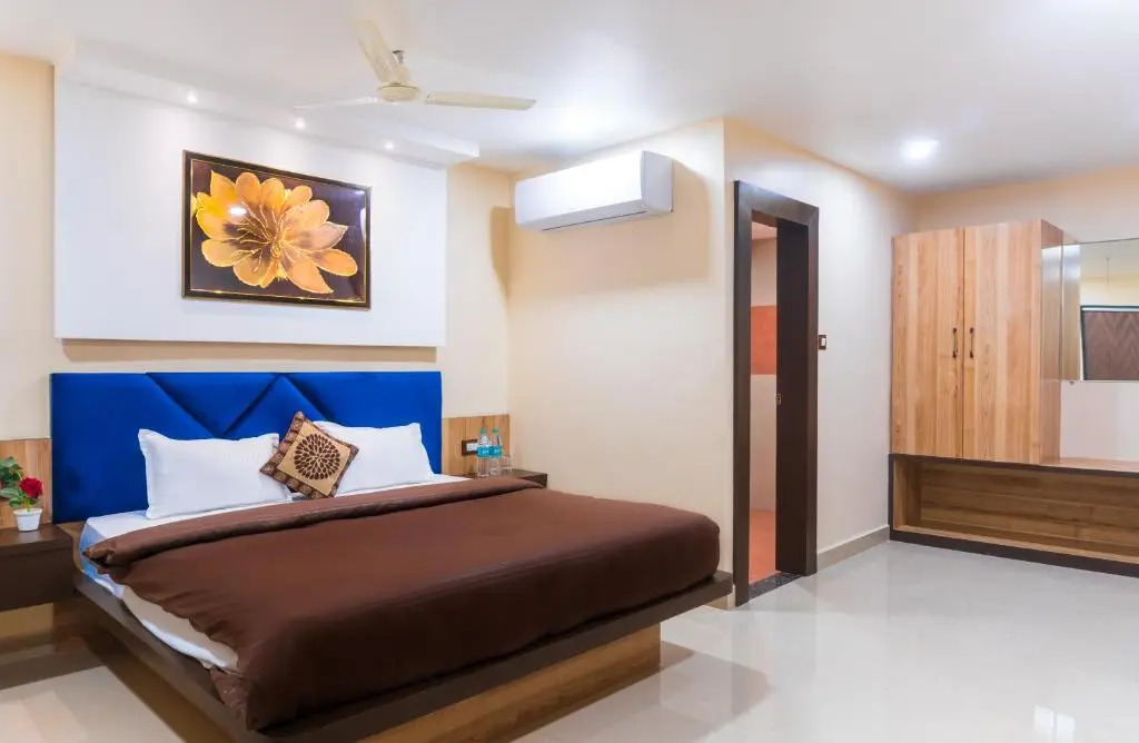 Geet Kavya Inn