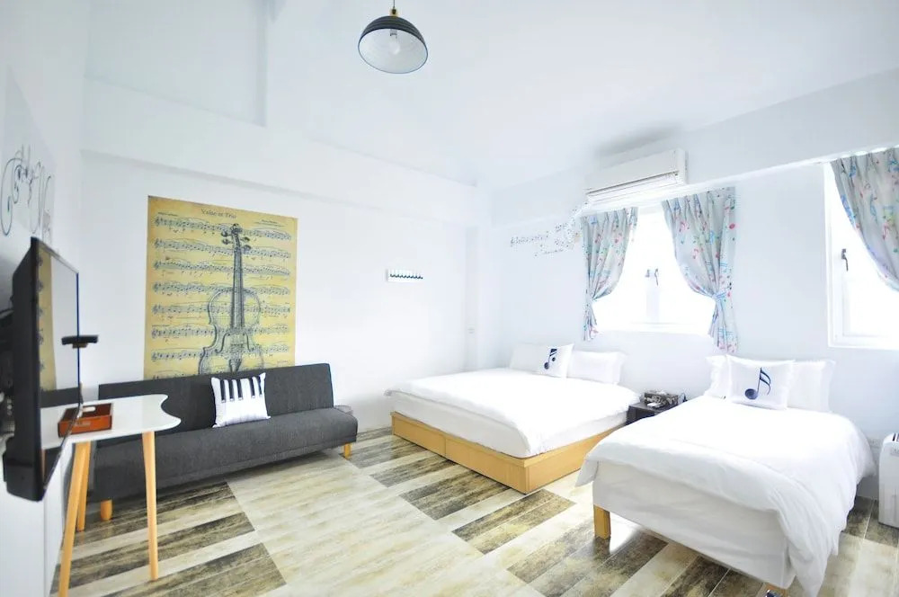 Sea Daughters Homestay