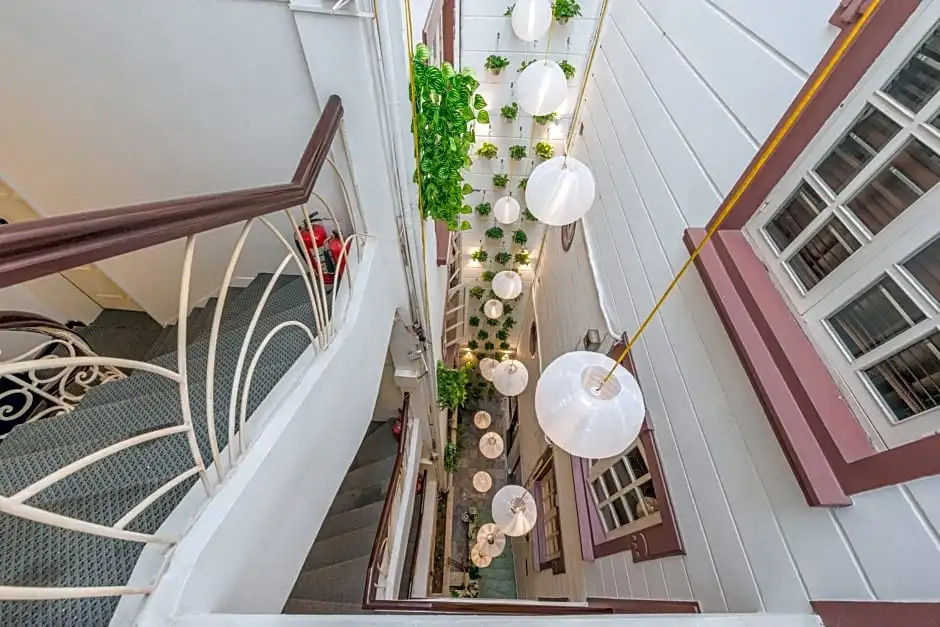 Hasu Hotel