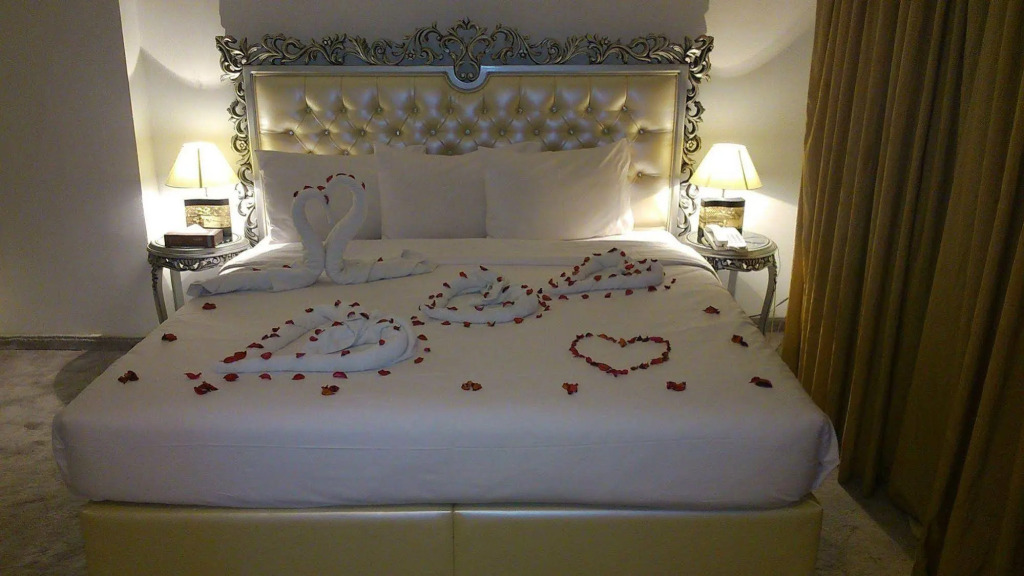 Excelencia Hotel Suites
