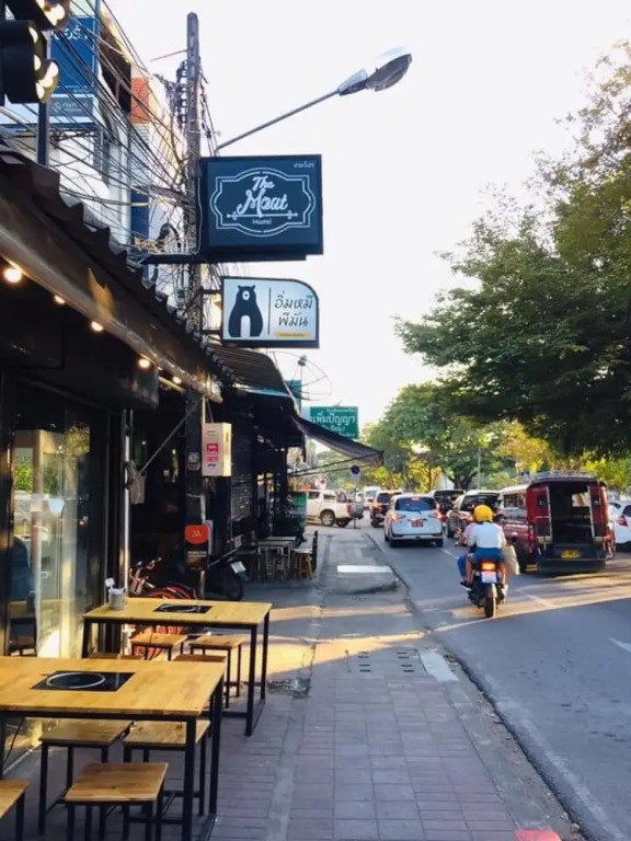 La Moat Chiang Mai