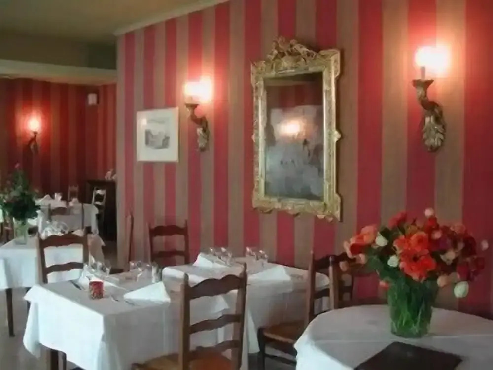 Hôtel les Echevins