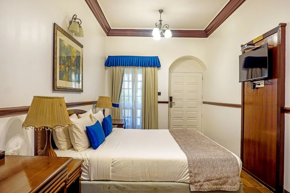 Citrus Chambers Mahableshwar