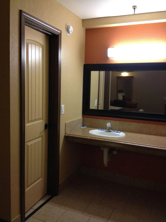 Economy Express Inn