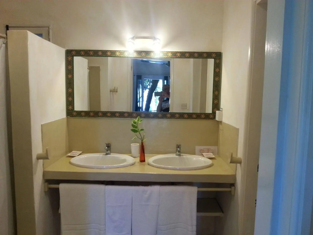 Sous le Badamier Quiet Boutique Hotel with Pool near Grand Baie