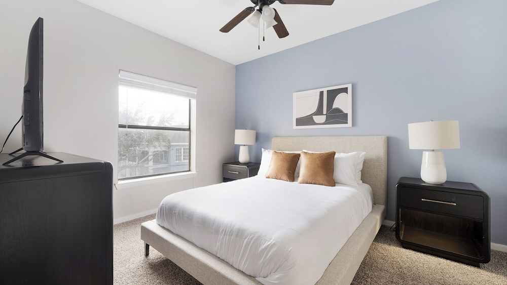 Landing Apartments near Downtown Corpus Christi