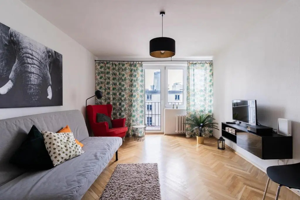 PiotrApartments - Central Warsaw - Walk Everywhere in Central Warsaw
