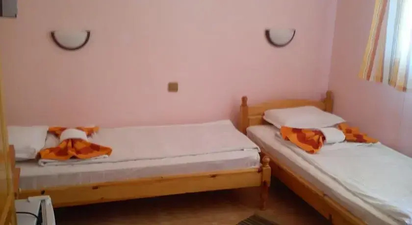 Sotirovi Guest House