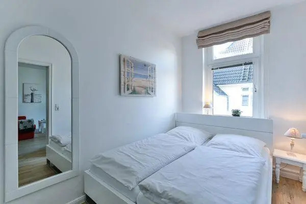 App-7-in-strandnaher-Lage-Baederstil-Villa-in-Wenningstedt-Sylt