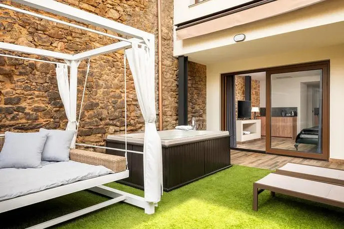 SUITE 1907 AVILES
