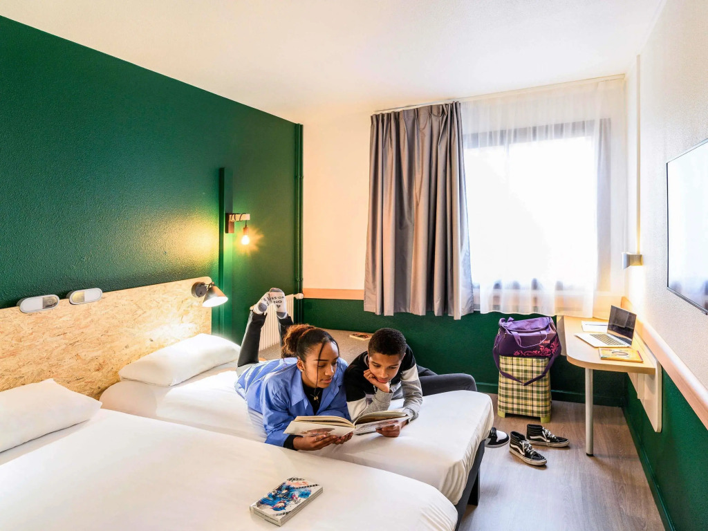 Greet Hotel Evreux Centre - Route de Normandie by Accor