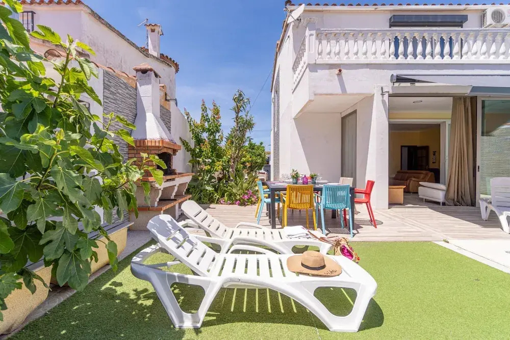 Sunlit Villa Near Sandy Beach